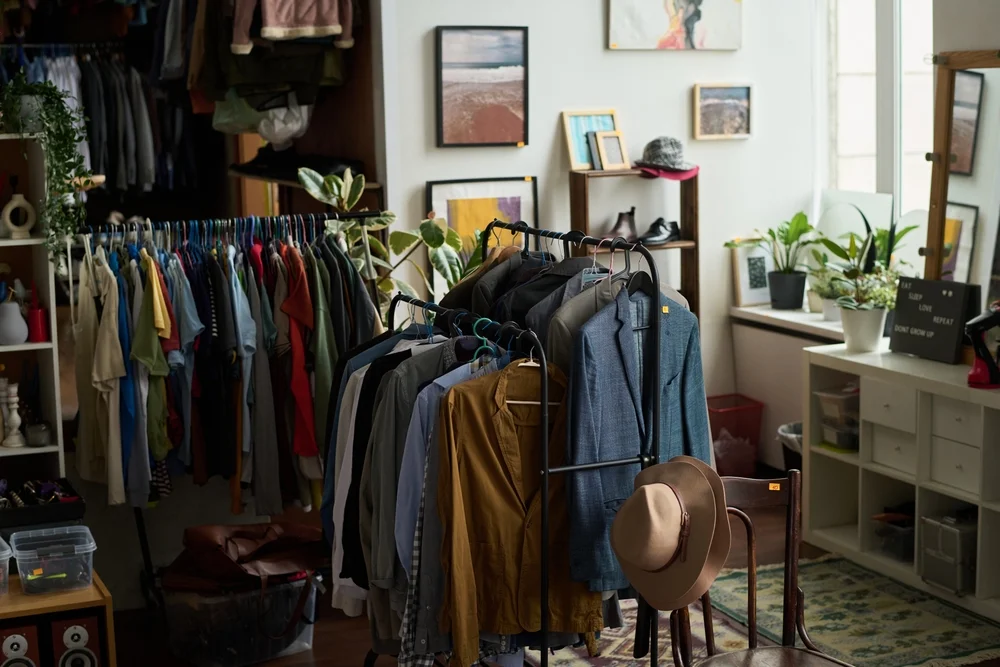 Dienstleistungskonzept Moderner Second Handy Laden